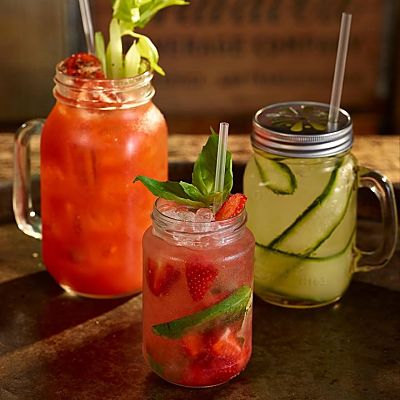 mason drinking jars and lids used for cocktail service