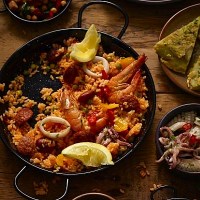 Black Enamel Paella Pans with Food