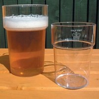 Rigid Reusable Plastic Beer Glass with Beer