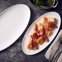 WhiteNarrowOvalPlate